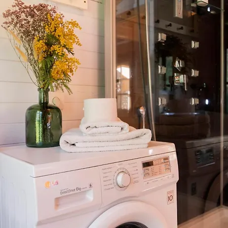 Secluded In An Organic Farm, 1bd With Ac, Pet Friendly Chalet *